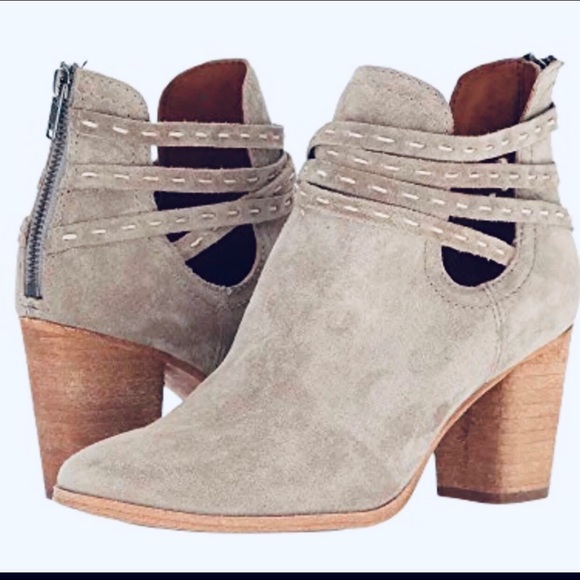 Frye Shoes - Frye Naomi Pickstitch Shootie Bootie Ash NIB